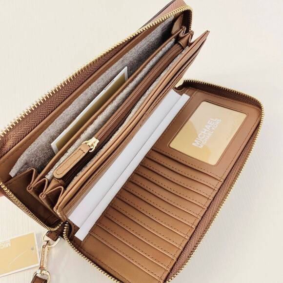 Michael Kors Purse & Wallet jet set travel large chain tote shoulder bag luggage - Picture 12 of 12